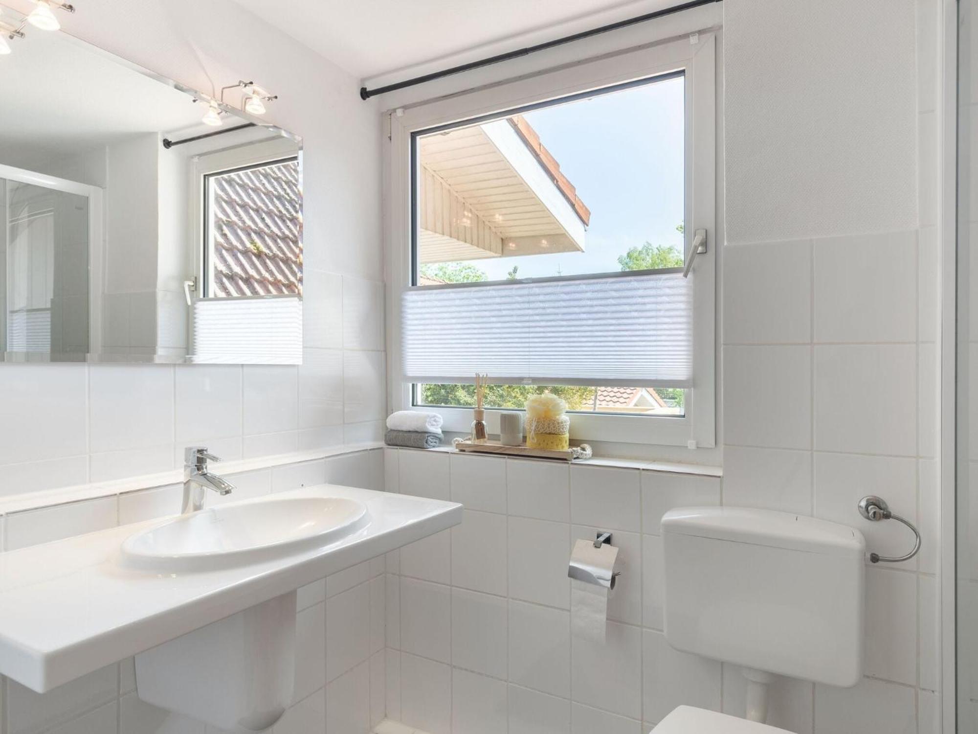 Enticing Holiday Home In Oldenburg With Garden Near Sea Dannau ภายนอก รูปภาพ