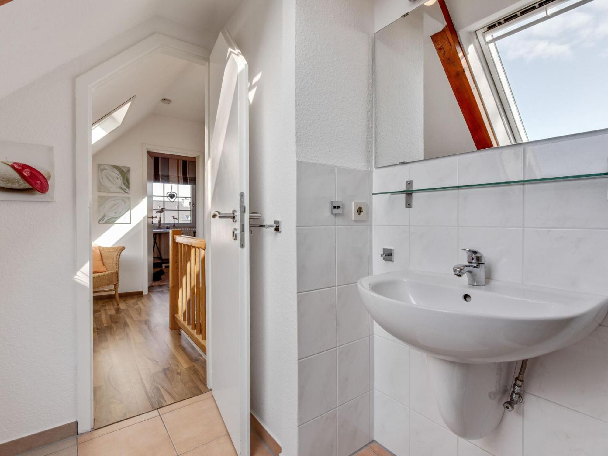 Enticing Holiday Home In Oldenburg With Garden Near Sea Dannau ภายนอก รูปภาพ