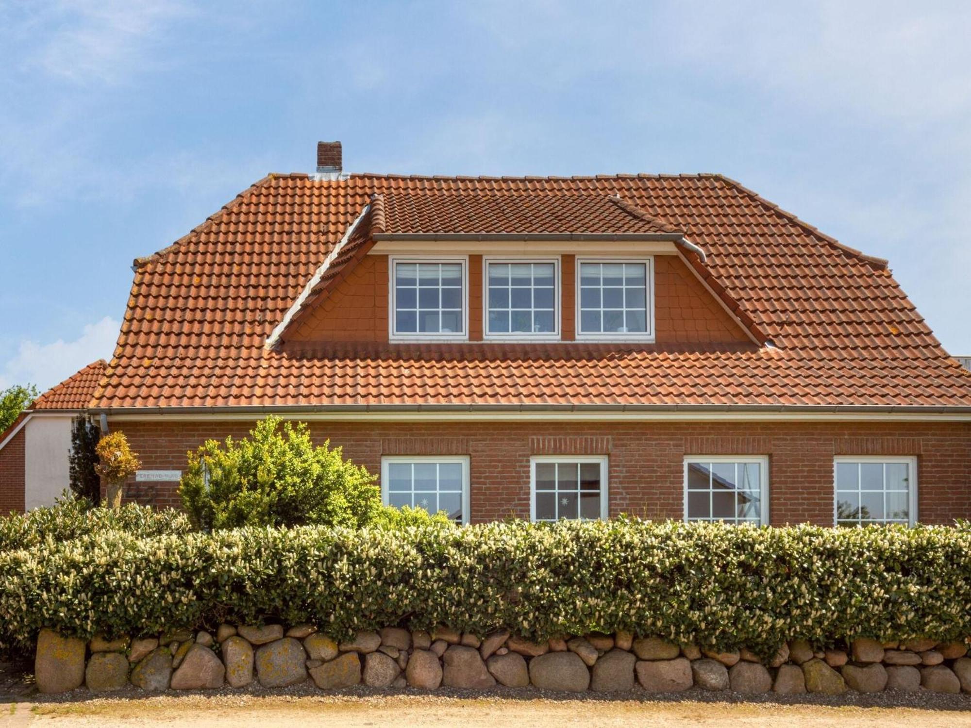 Enticing Holiday Home In Oldenburg With Garden Near Sea Dannau ภายนอก รูปภาพ